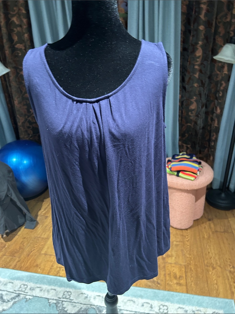Women's Scoop Neck Tank Top in Navy